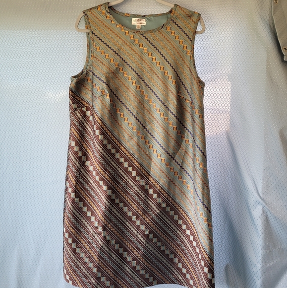 Max Studio Dresses & Skirts - MSSP Max Studio Brocade Shift Dress Sz XL